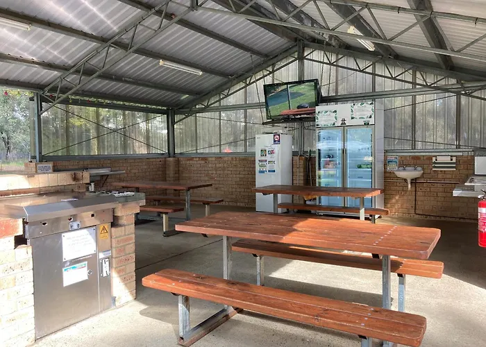 Mandurah Caravan And Tourist Park