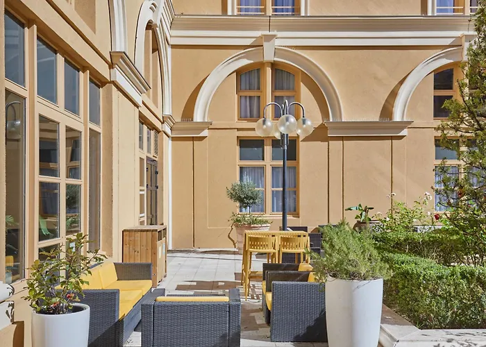 Hotel near College: Appart'Hotel Odalys City - Aix En Provence Centre Palais Des Congres