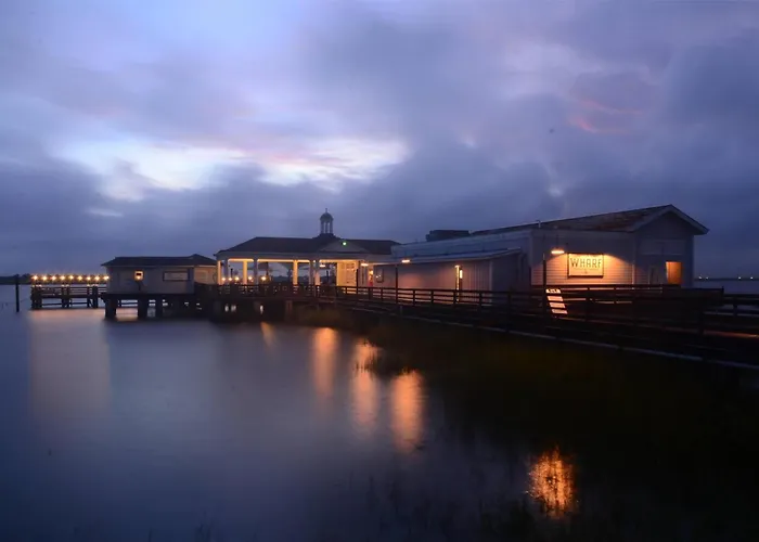 Days Inn & Suites By Wyndham Jekyll Island