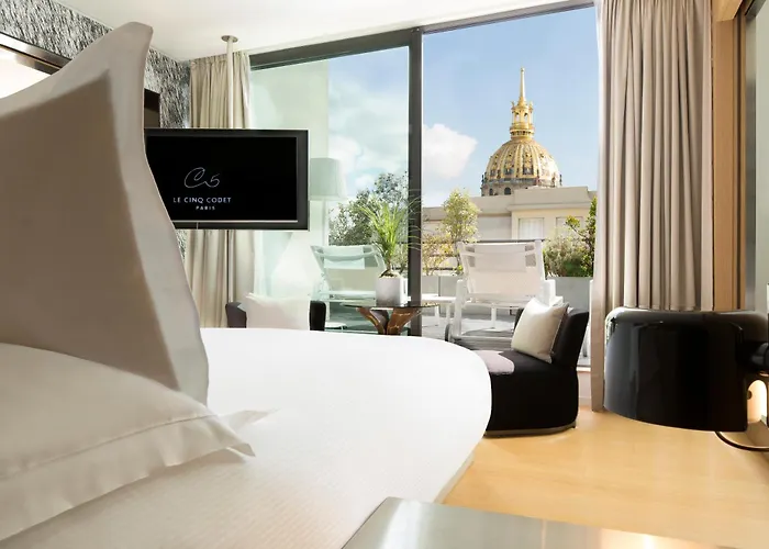  Le Cinq Codet