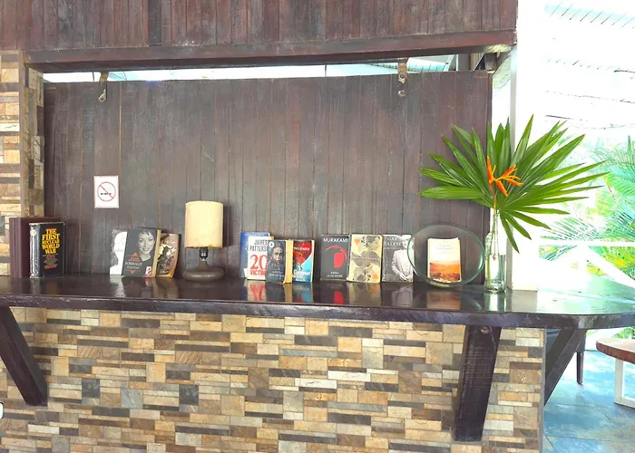 Central hotel: Lizard King Hotel & Suites