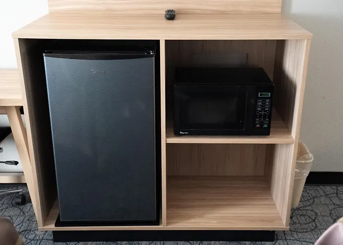 Super 8 By Wyndham Antioch/Nashville South East