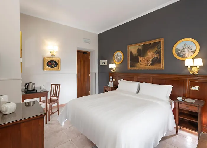 Resort: Hotel Des Artistes Roma