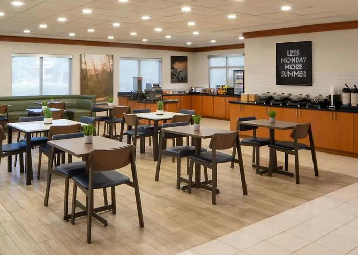 Fairfield Inn And Suites Atlanta Airport South/Sullivan Road