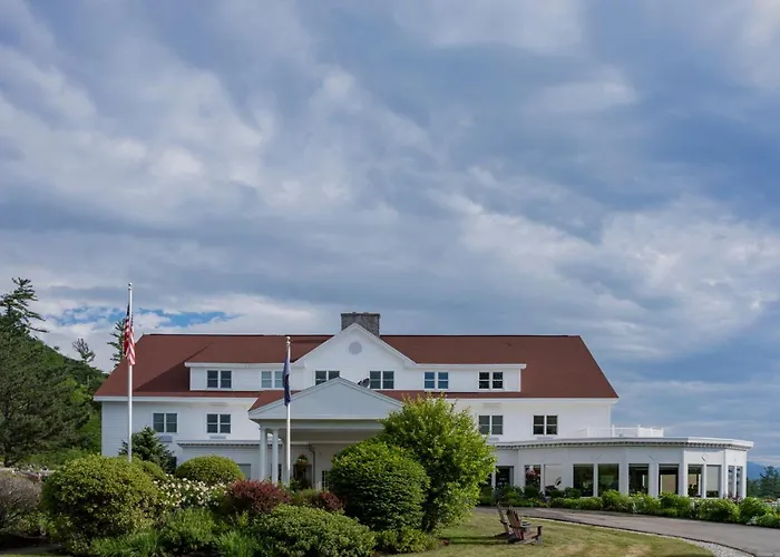 White Mountain Hotel And Resort