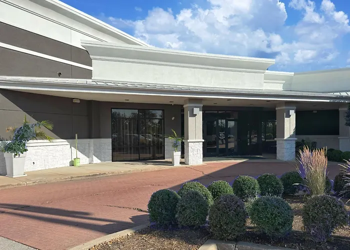 Pet Friendly hotel: Hotel Gurnee