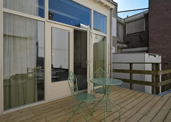 Novallure Downtown - Short Stay Apartments