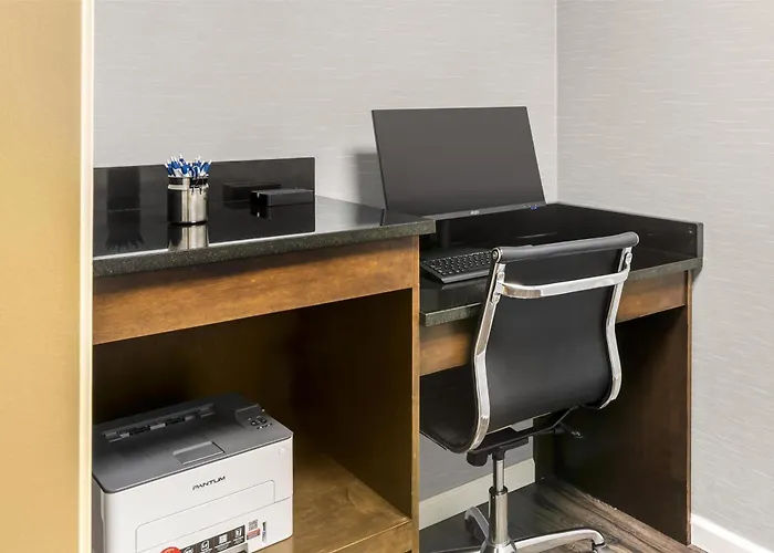 Best Western Plus Richmond Hill Inn