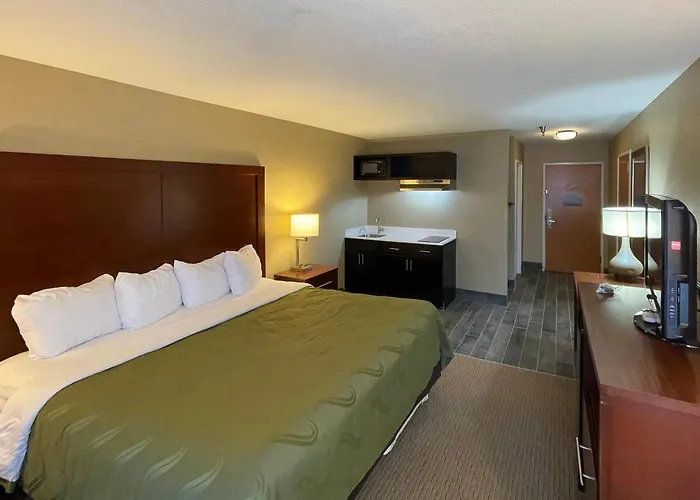 Quality Inn & Suites I-40 East