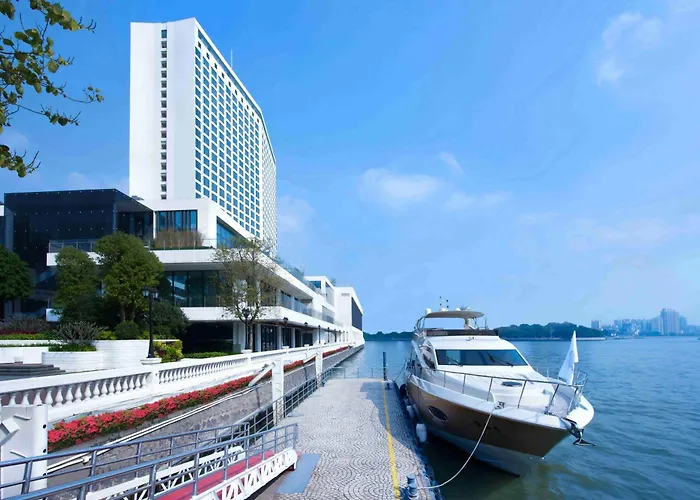 White Swan Hotel