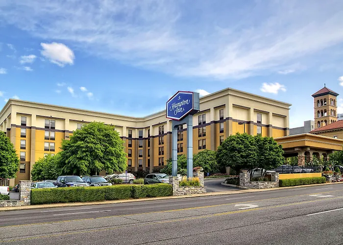 Beach hotel: Hampton Inn Nashville / Vanderbilt