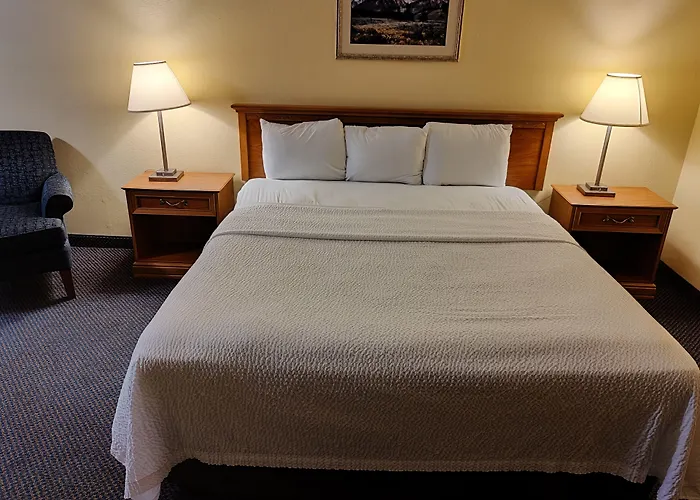 3 star hotel: Days Inn By Wyndham Stockton