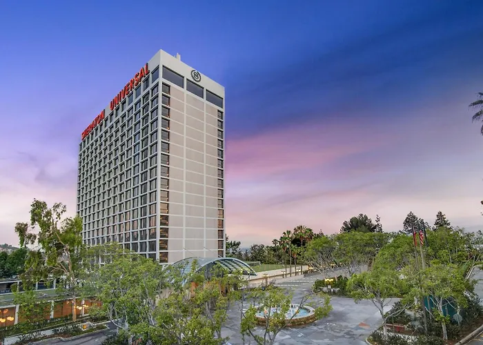  Sheraton Universal