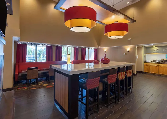 Hampton Inn By Hilton South