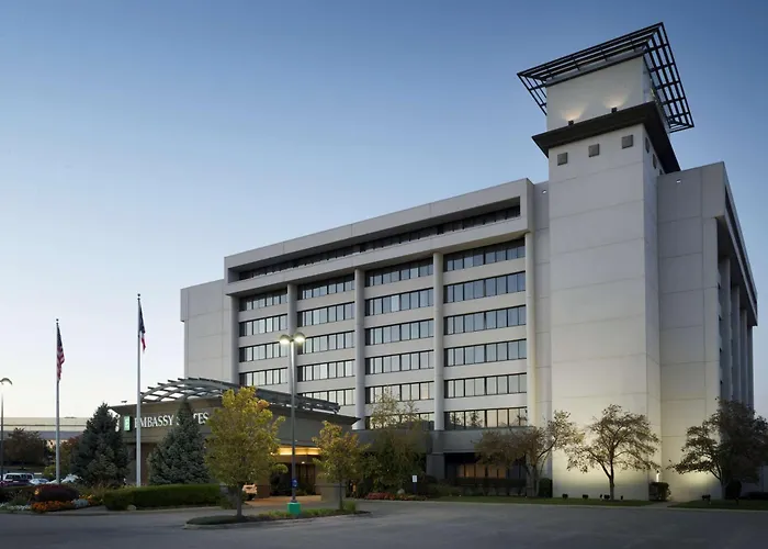 Pets Allowed Hotel Embassy Suites By Hilton Columbus