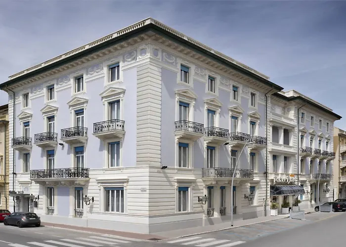 Palace Hotel