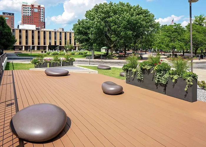 Doubletree By Hilton Manchester Downtown