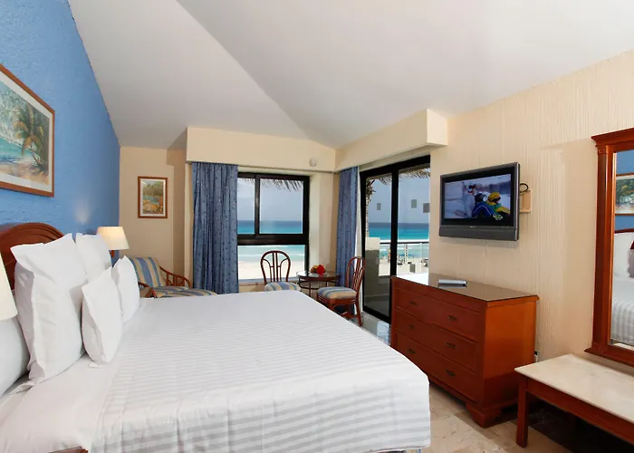 Occidental Tucancún