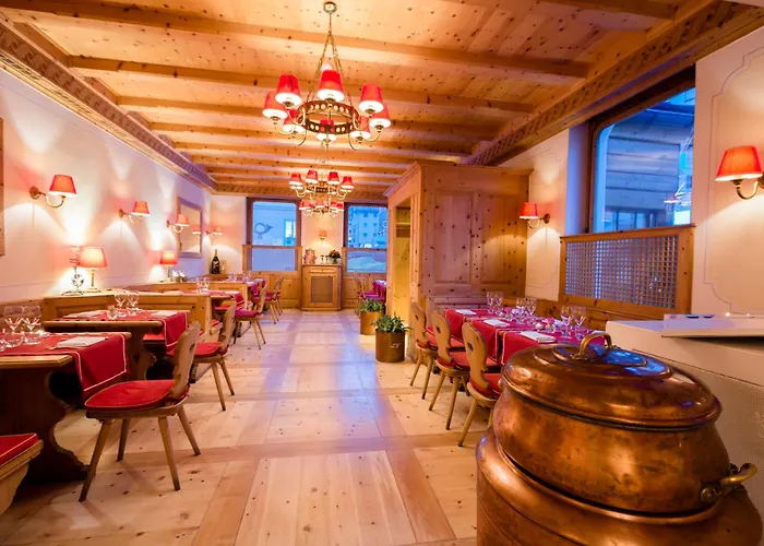 Hotel Bernina 1865 By Kleos Group Collection