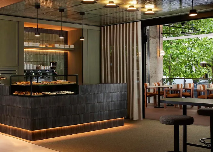 Hoteles con Jacuzzi Nh Collection Madrid Eurobuilding