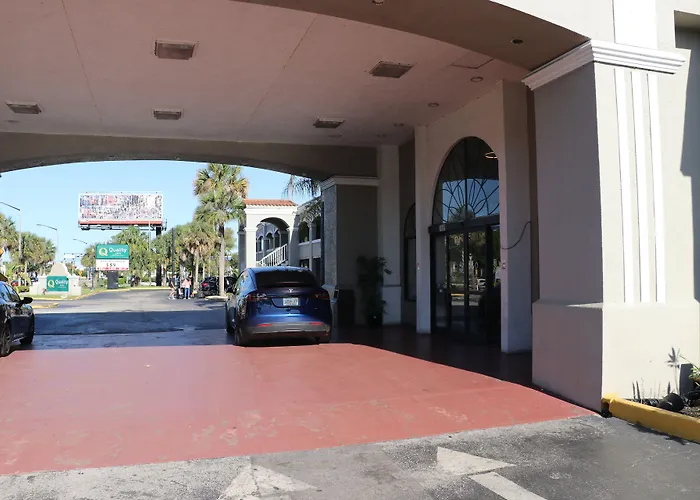 Howard Johnson By Wyndham Orlando-International Drive