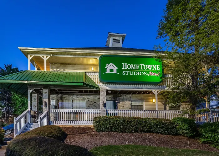 Trip to College Hometowne Studios By Red Roof Atlanta Ne - Norcross South