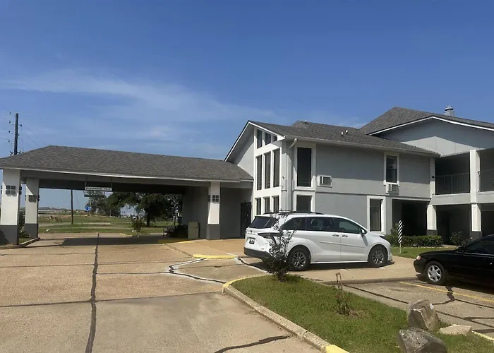 Super 8 By Wyndham Bossier City/Shreveport Area