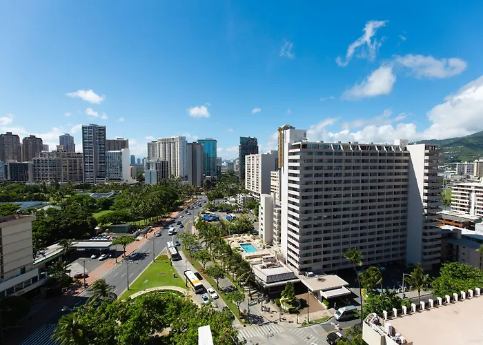 Cheap hotel: Waikiki Gateway Hotel