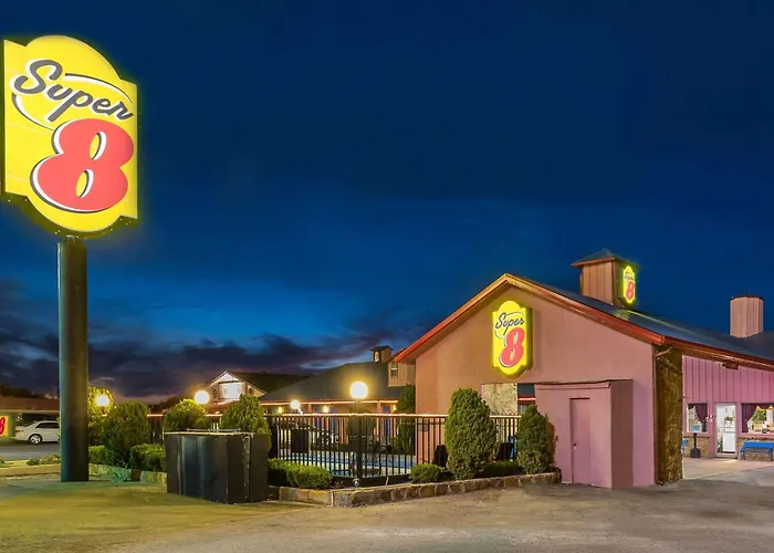 Family Hotel: Super 8 By Wyndham Eastland