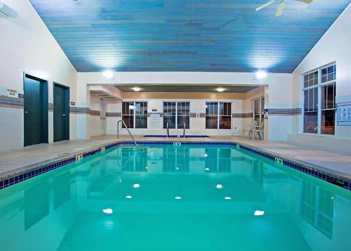 Country Inn & Suites By Radisson, Brooklyn Park - Brooklyn Center, Mn