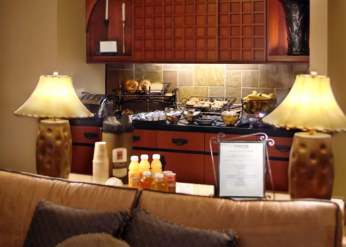  Larkspur Landing Extended Stay Suites Bellevue