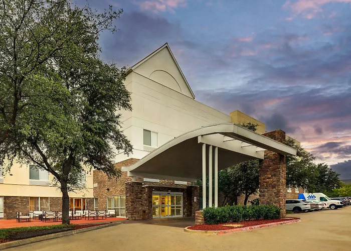 Сity center hotels Las Colinas Inn Irving, Surestay Collection By Best Western