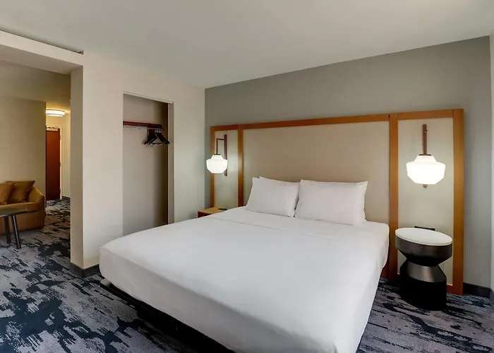 Сity center hotels Las Colinas Inn Irving, Surestay Collection By Best Western