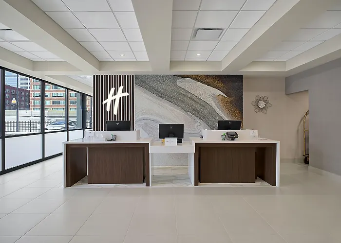  Holiday Inn & Suites Chicago - Downtown, An Ihg
