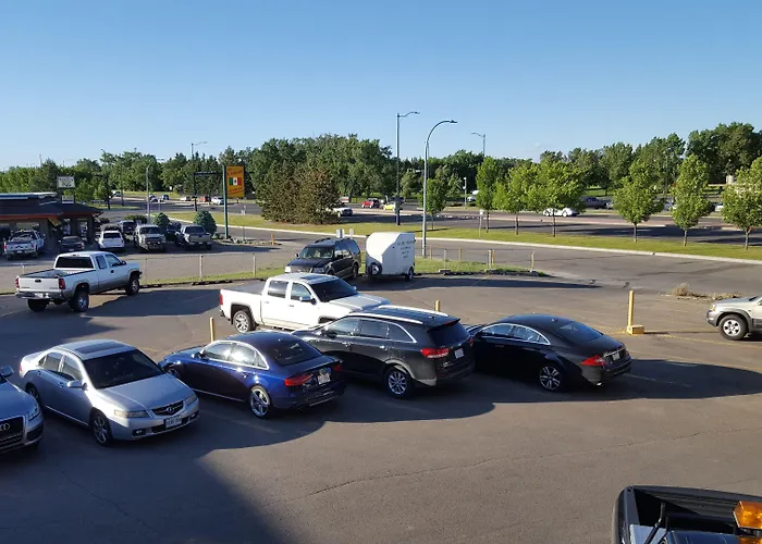 Airport Hotel: Knights Inn Lethbridge