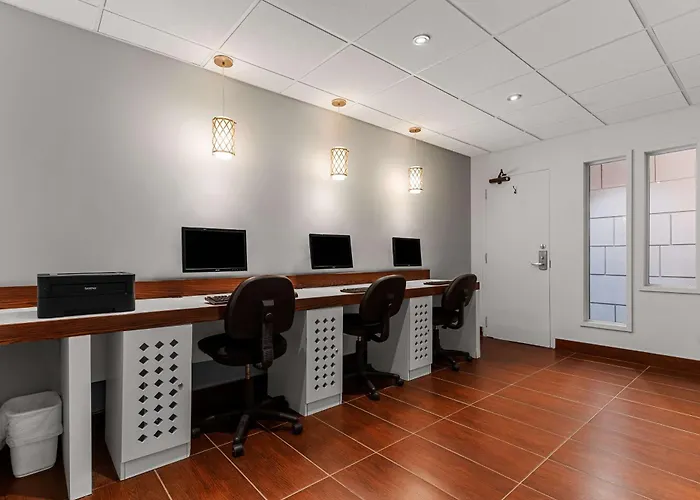Best Western Ville-Marie Montreal Hotel&Suites