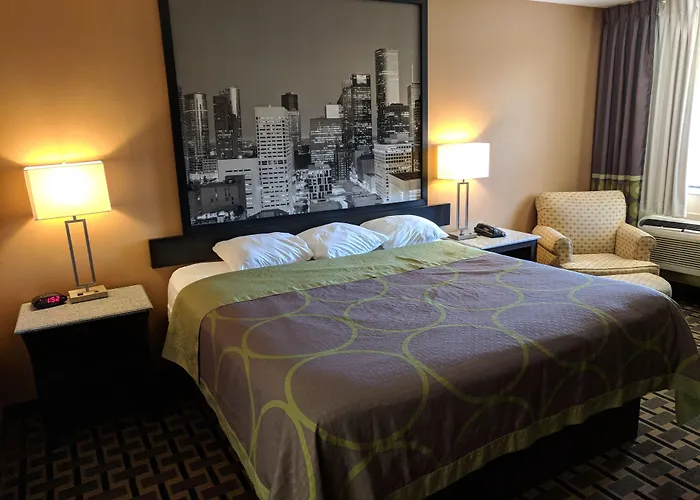 Super 8 By Wyndham Houston/Willowbrook Hwy 249