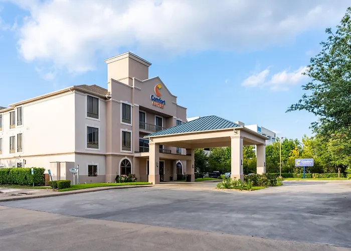 Spa Hotel: Comfort Suites Houston West At Clay Road