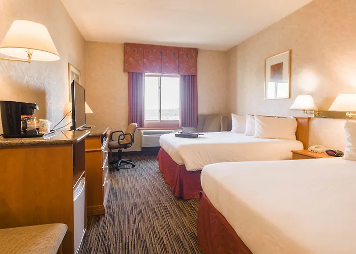 Humphry Inn And Suites