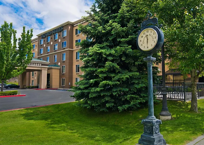 Hotels with a view Oxford Suites Spokane Downtown