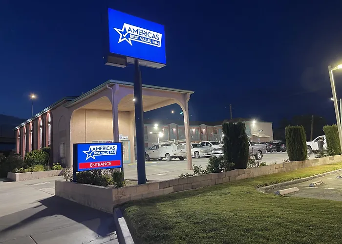 Motel: Aerospace Inn