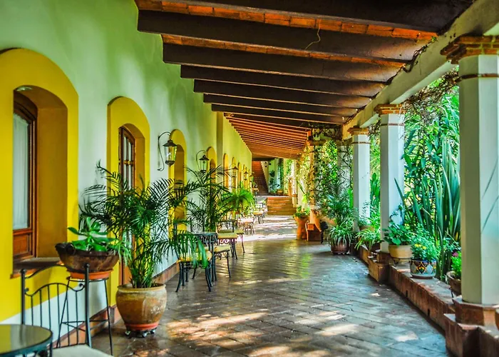 Hoteles con Jacuzzi Hacienda Los Laureles