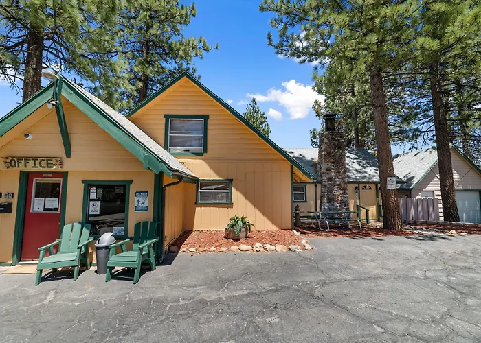 Villa: Big Bear Lakefront Lodge