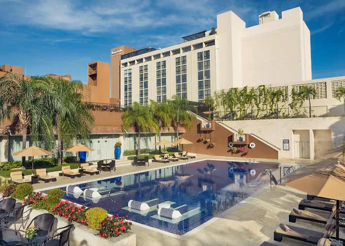 Hotel 5 stelle: Barcelo Santo Domingo