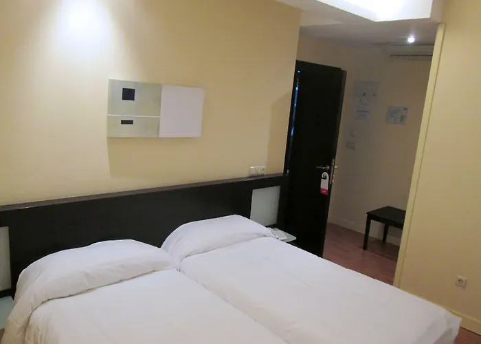 Hotel Los Jeronimos Y Terraza Monasterio (Adults Only)