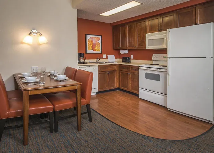Residence Inn By Marriott Airport