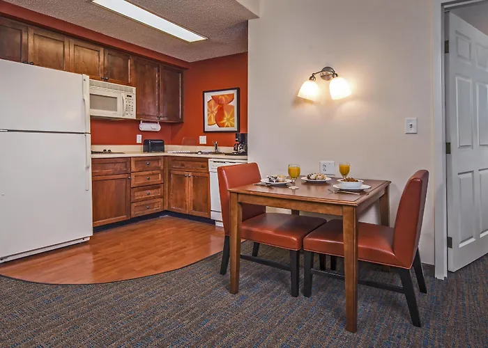 Residence Inn By Marriott Airport