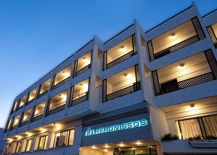 Hôtel avec piscine: Heronissos Hotel