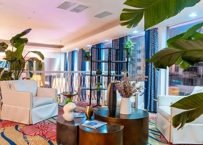 Beach Hotels Catalina & Beach Club