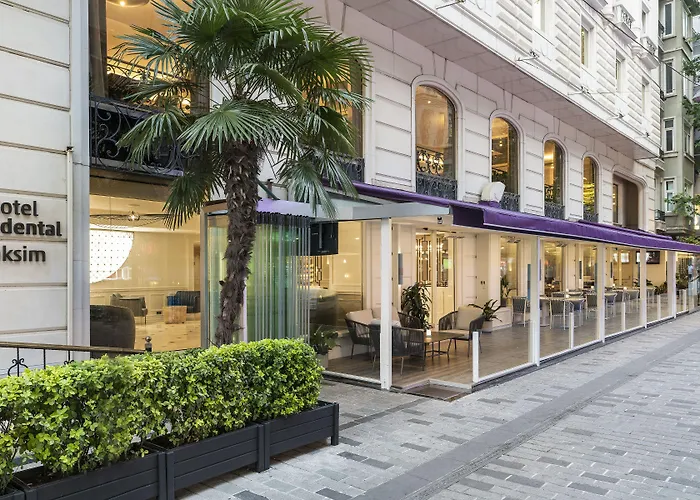 Hotel com piscina: Occidental Taksim